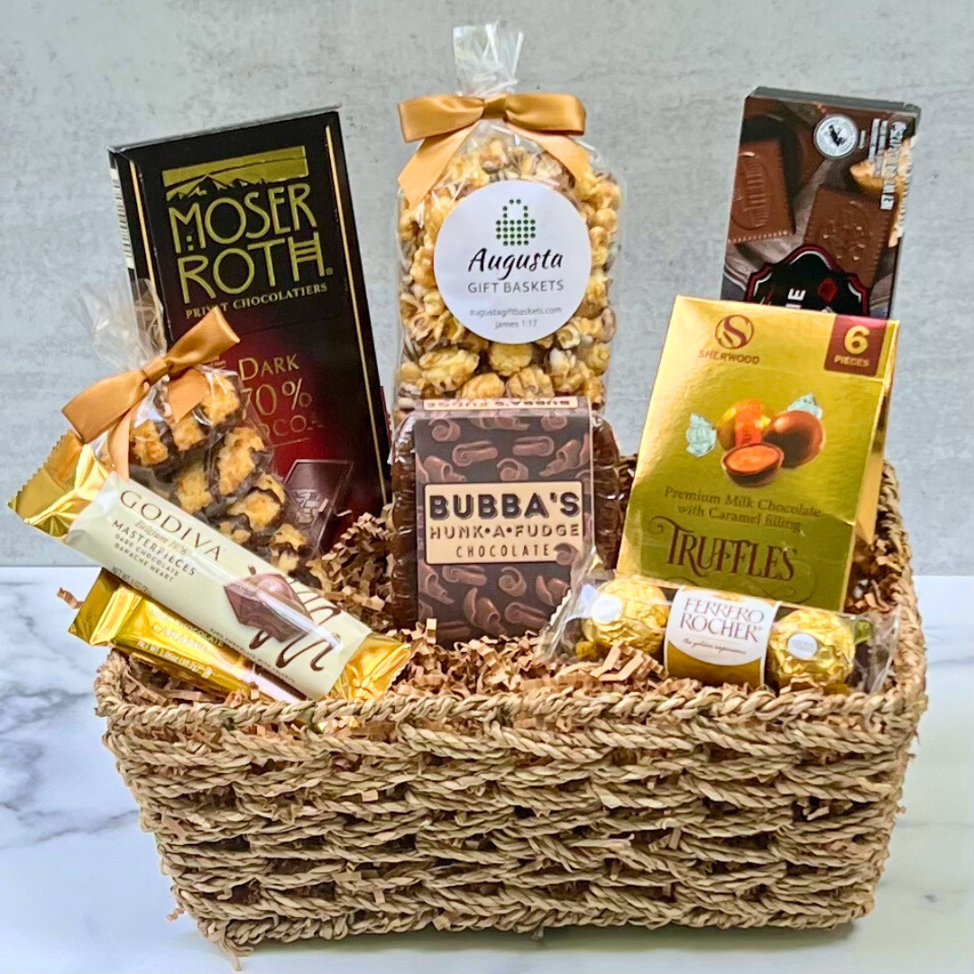Buy SurpriseForU Chocolate Gift With 11 Pieces Chocolate And Beautiful  Basket | Chocolate Gift | Chocolate Basket Hamper | 399 Online at Best  Prices in India - JioMart.